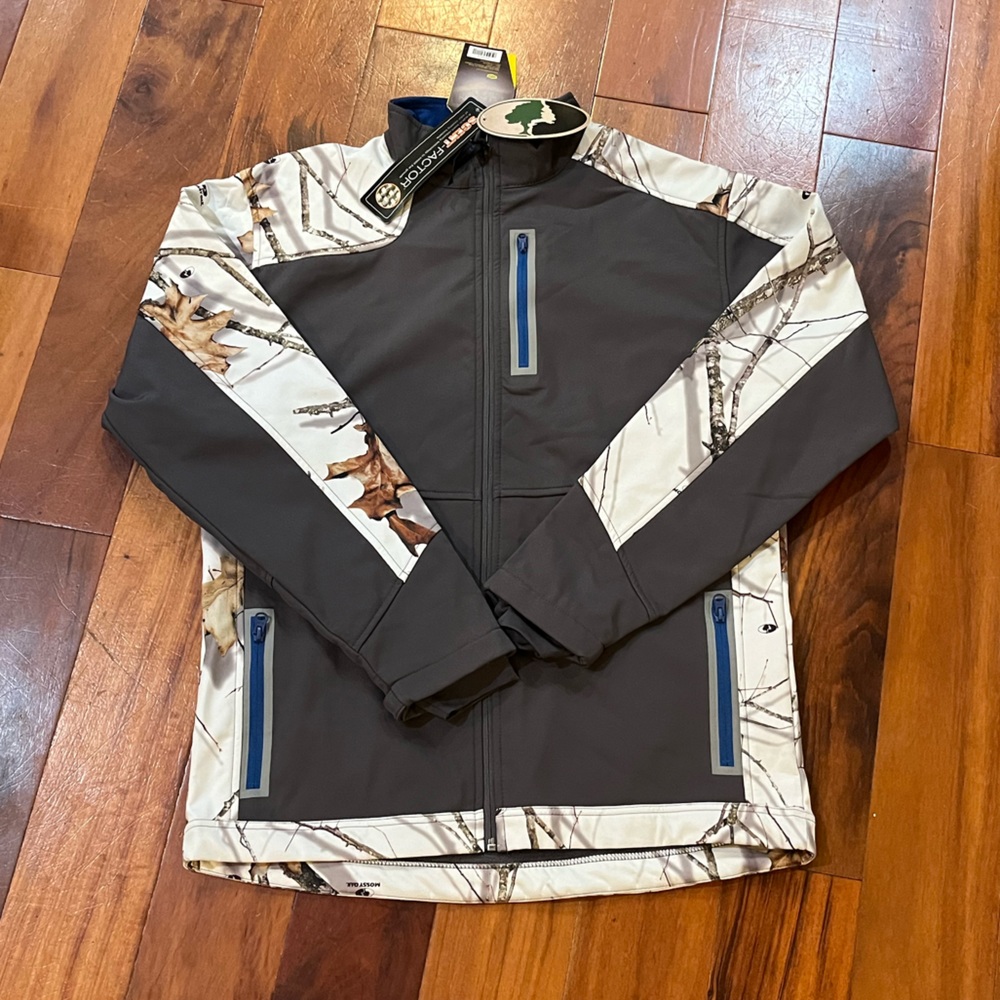 NWT Yukon gear camo jacket